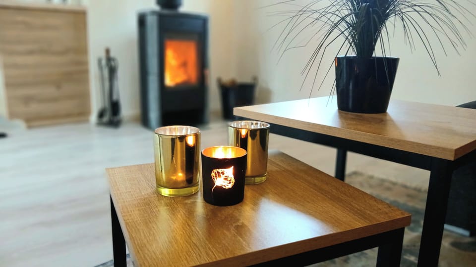 Romantic Loft, Cosy Hideaway With Fireplace House in Västra Götaland County