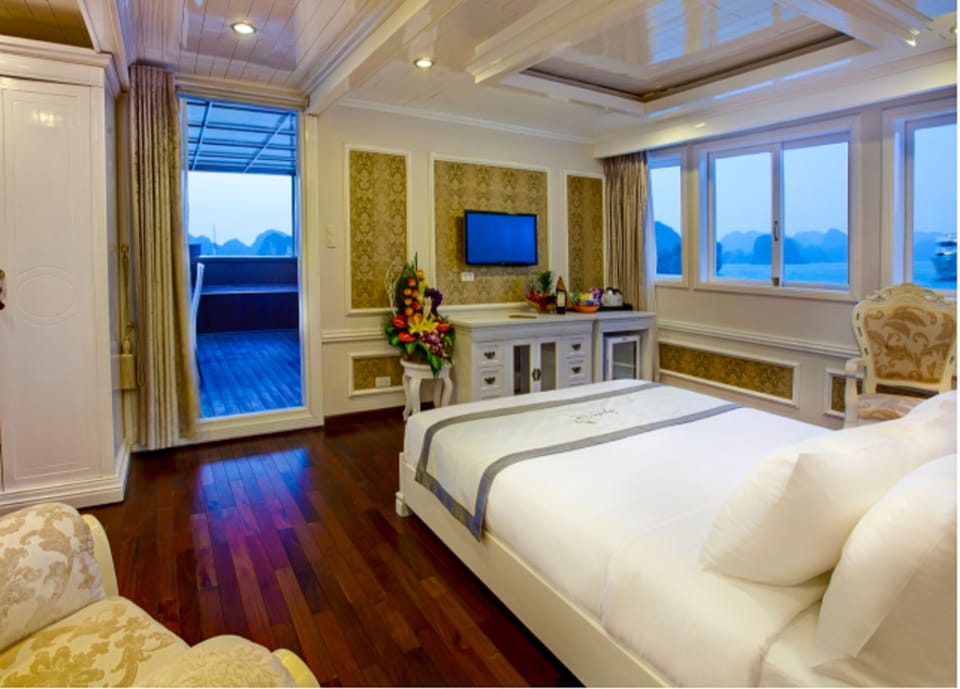 Family Suite, Connecting Rooms, Ocean View (Elite) | Premium bedding, in-room safe, desk, soundproofing