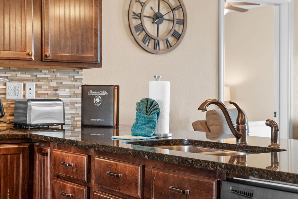 Fully equipped kitchen