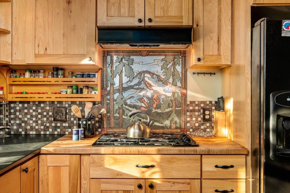 "An amazing find! The home was crafted with love and there were many options for things to do. It was very walkable. We had a great time!" - Robin