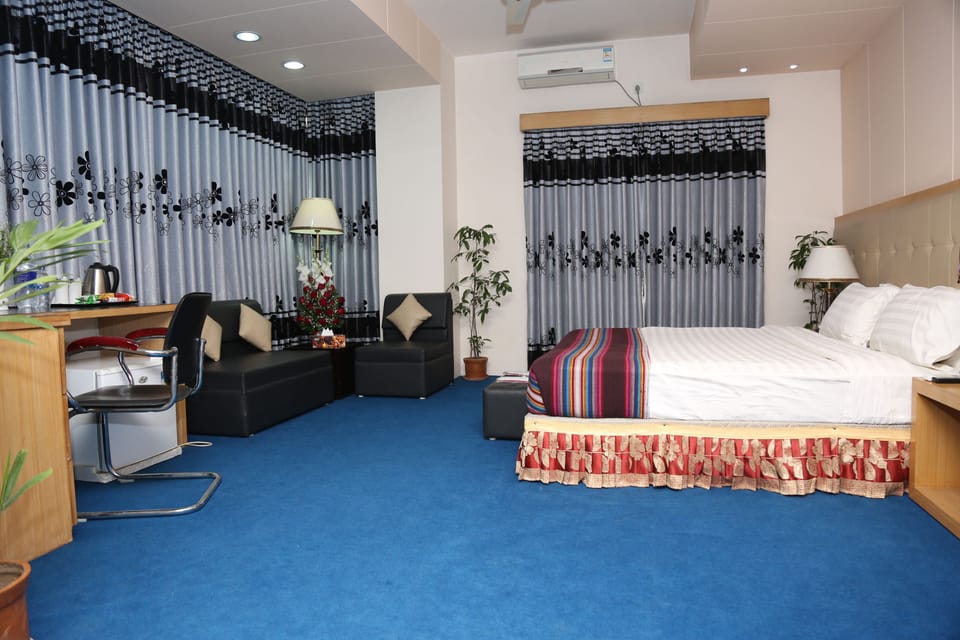 Studio Suite | Egyptian cotton sheets, premium bedding, in-room safe, free WiFi