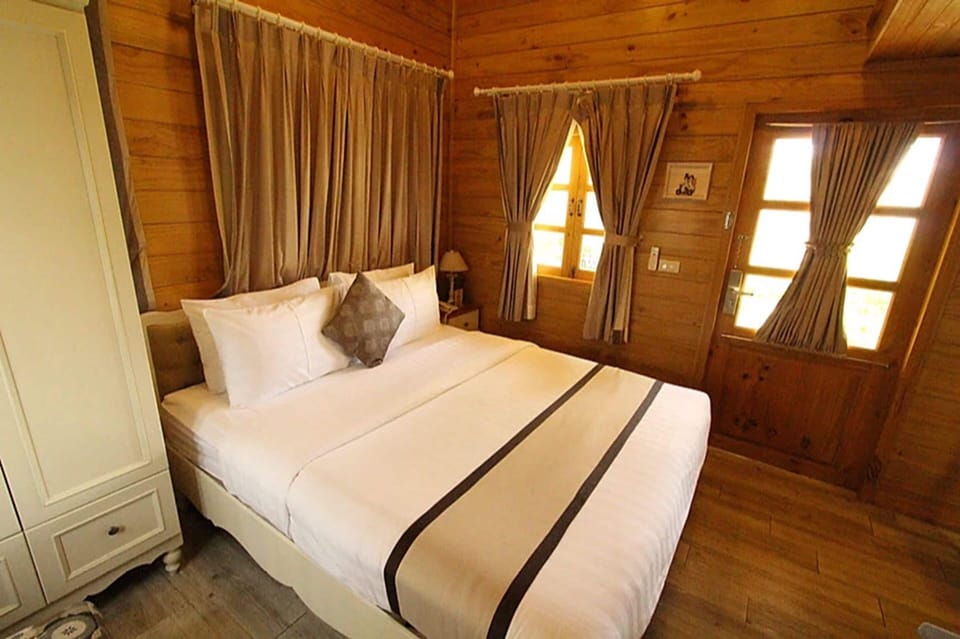Exclusive Villa, 1 Double Bed, Garden View | Free minibar, in-room safe, free cribs/infant beds, free WiFi