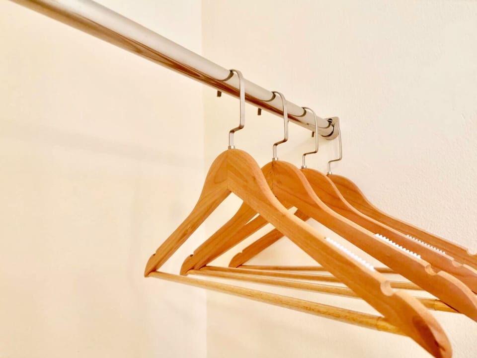 In-room safe, blackout drapes, WiFi (free)