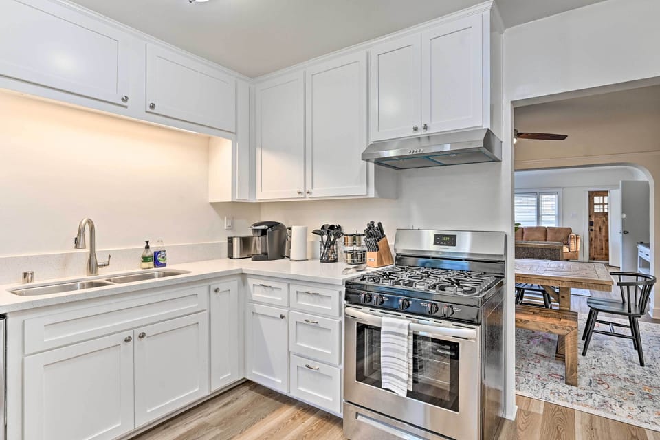 Kitchen | Spices | Crockpot | High Chair