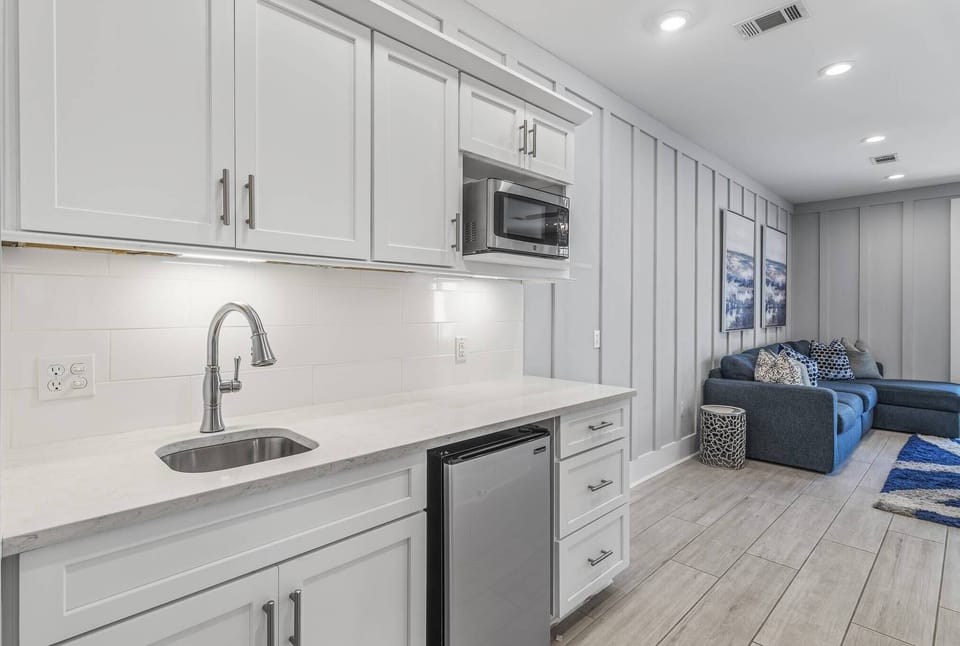 Seagrove By The Sea B - The BVE