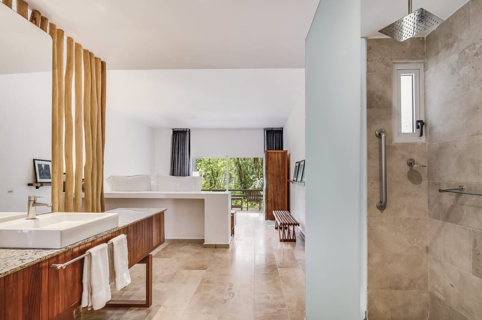 Bathroom shower