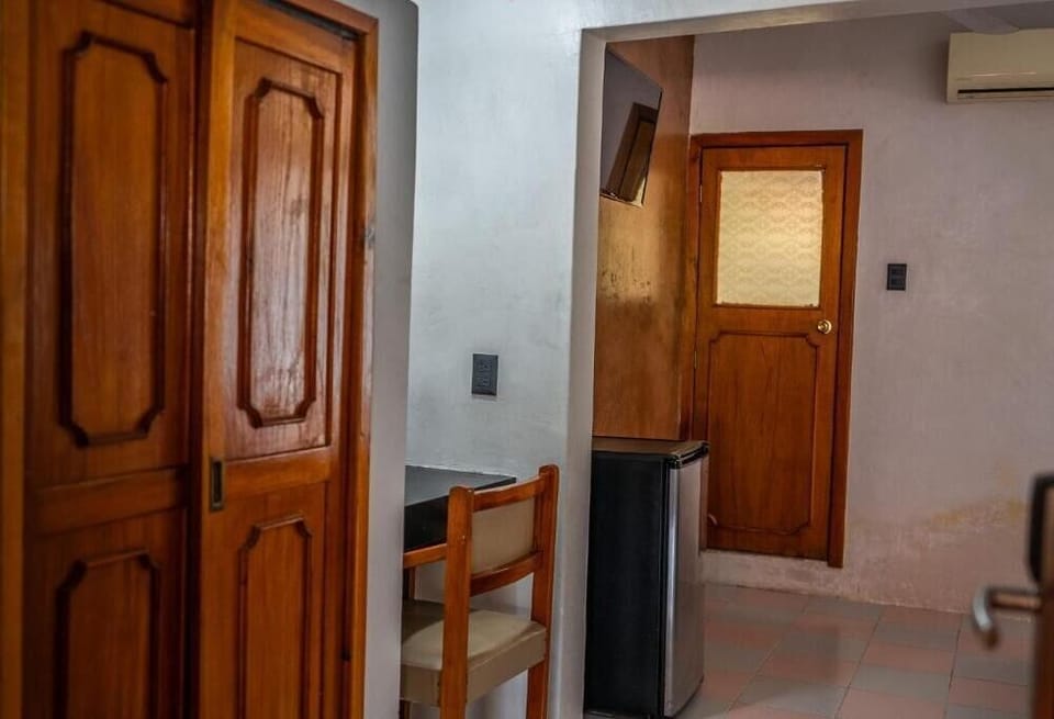 Deluxe Double Room | In-room safe, soundproofing