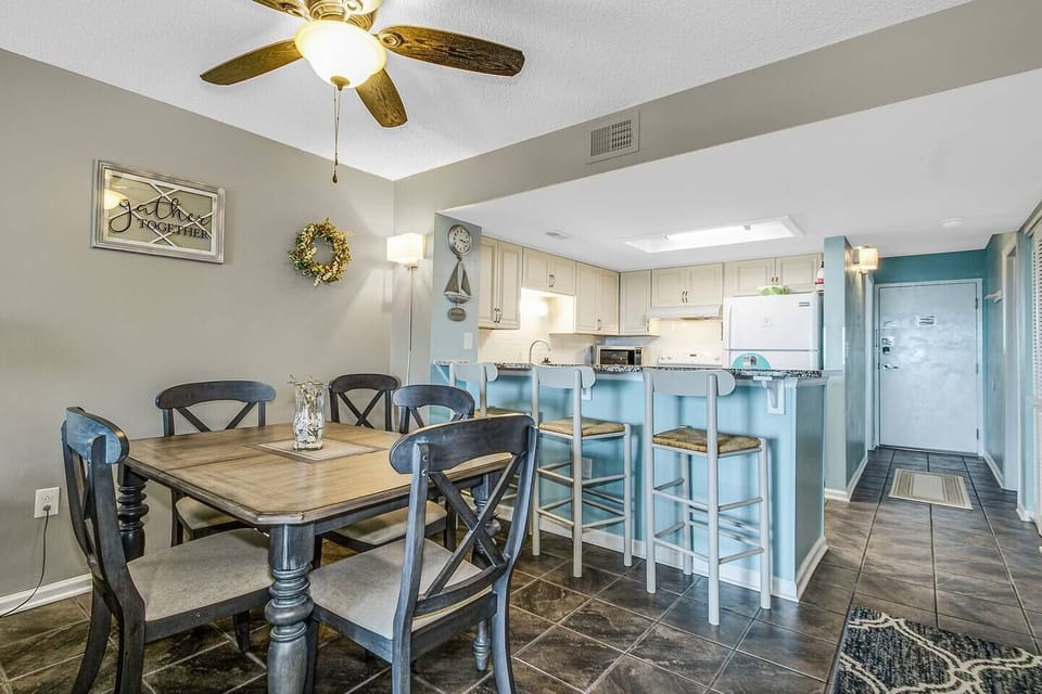 Create memorable meals before embarking on your beach adventures or exploring the nearby shopping and dining hotspots.