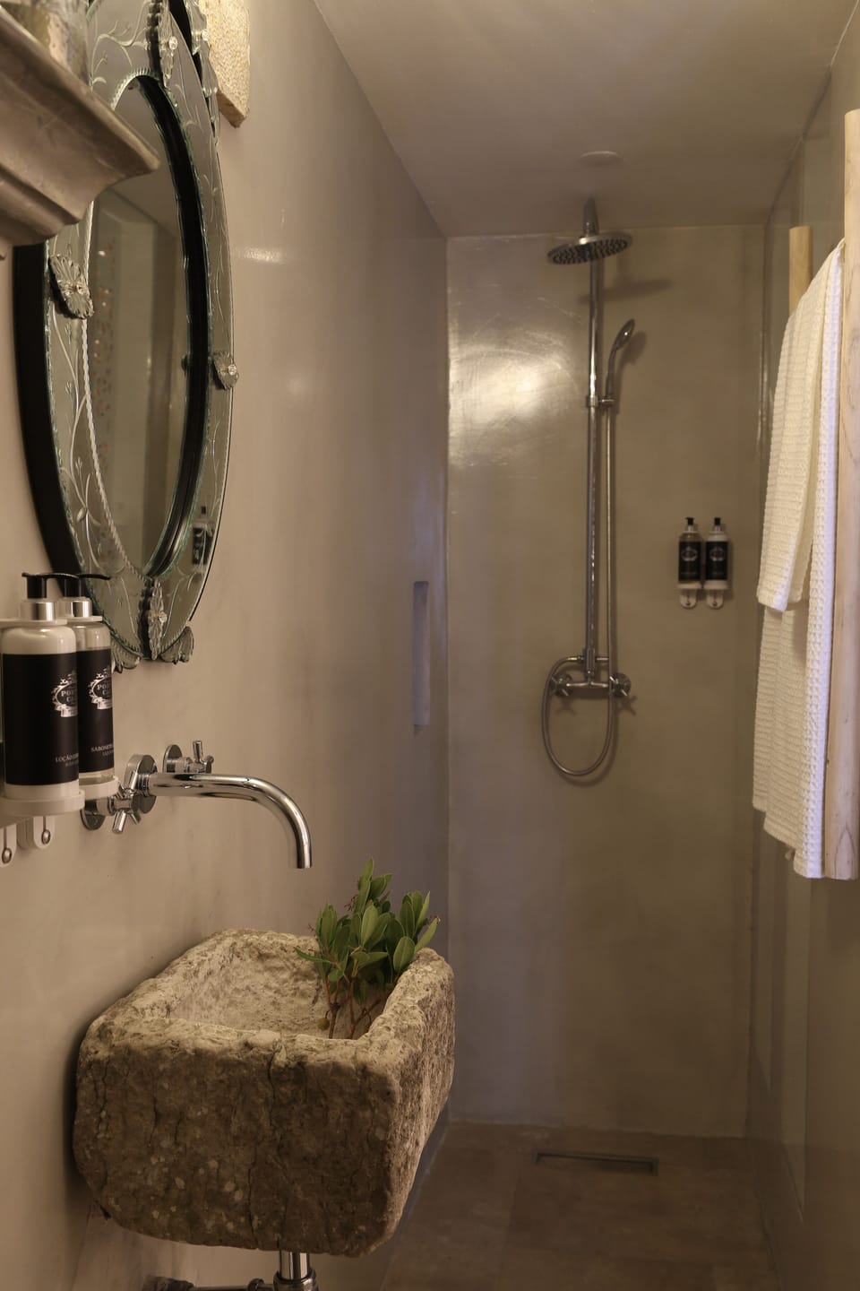 Romantic Double Room, City View | Bathroom | Shower, rainfall showerhead, hair dryer, bathrobes