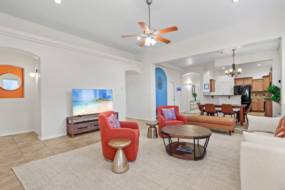 Living room + TV