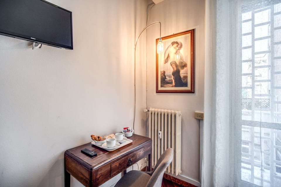 Double Room | Desk, laptop workspace, WiFi (free)