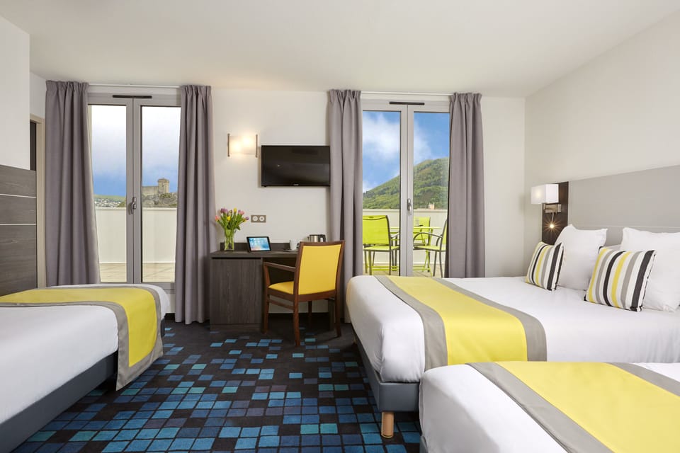 Quadruple Room | Premium bedding, in-room safe, desk, laptop workspace