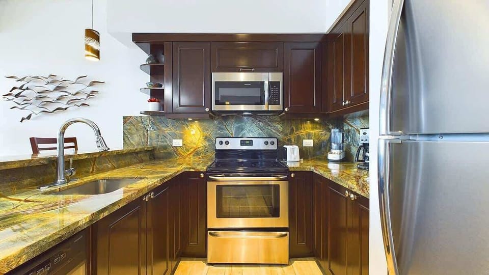 Second Kitchen