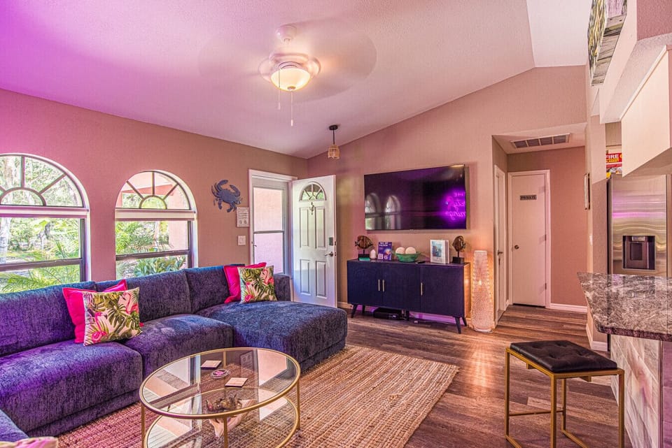 Open Layout | Living | Dining | Kithchen