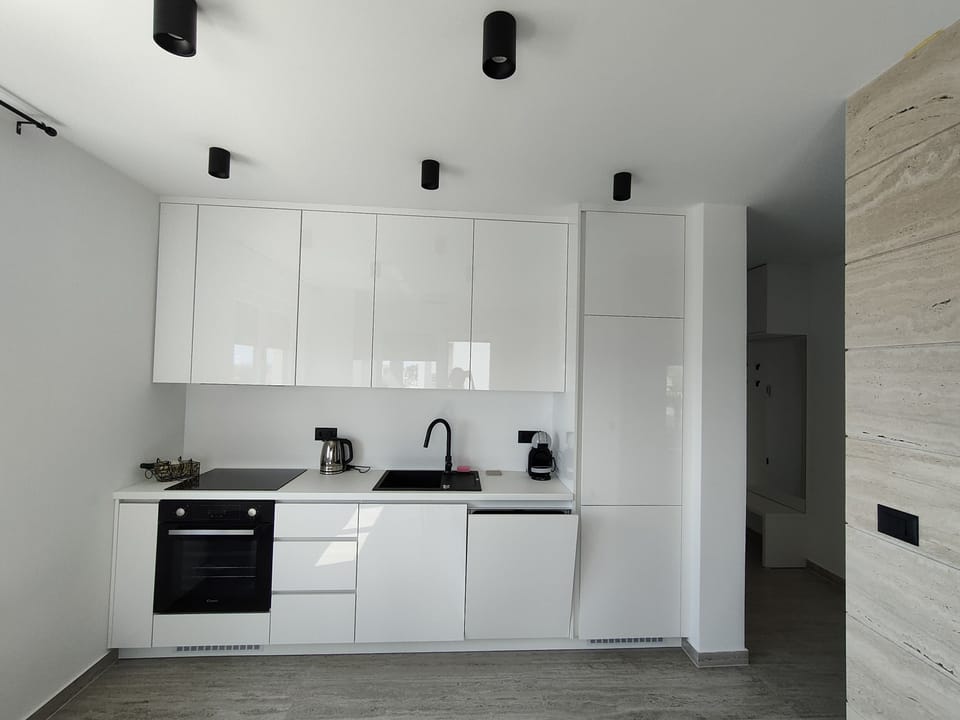 Spacious kitchen