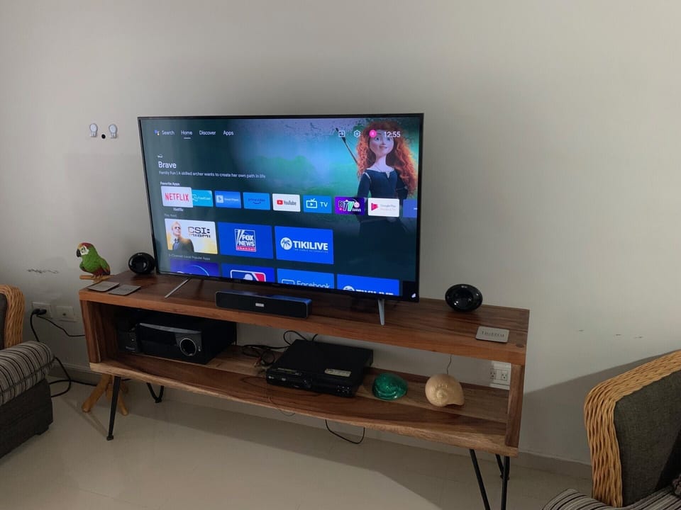 New Smart TV with hundreds of channels, access to Netflix, Amazon, & many more!
