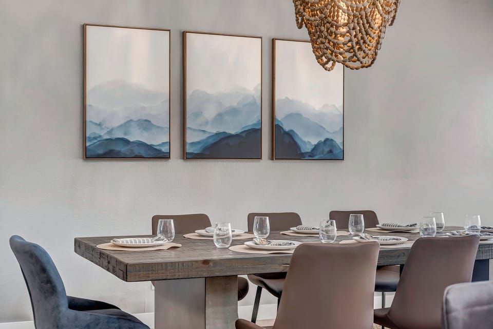 Dining Table Seating for Eight
