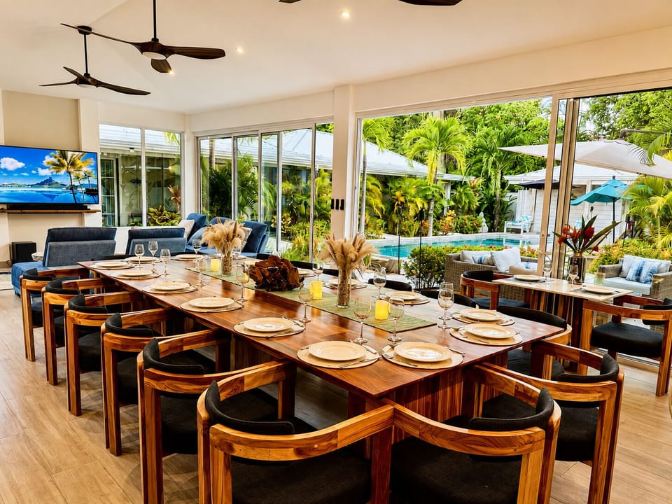 Dining for 20