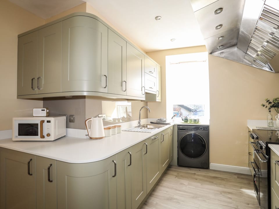 Fridge, dishwasher, electric kettle, toaster