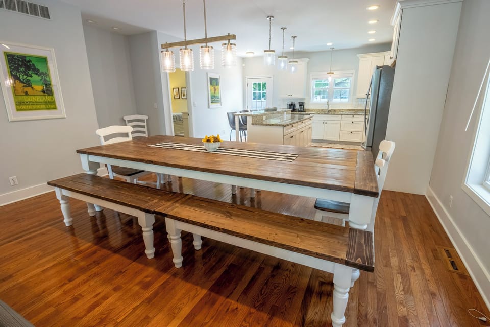 Main House | Main Level | Dining | Kitchen