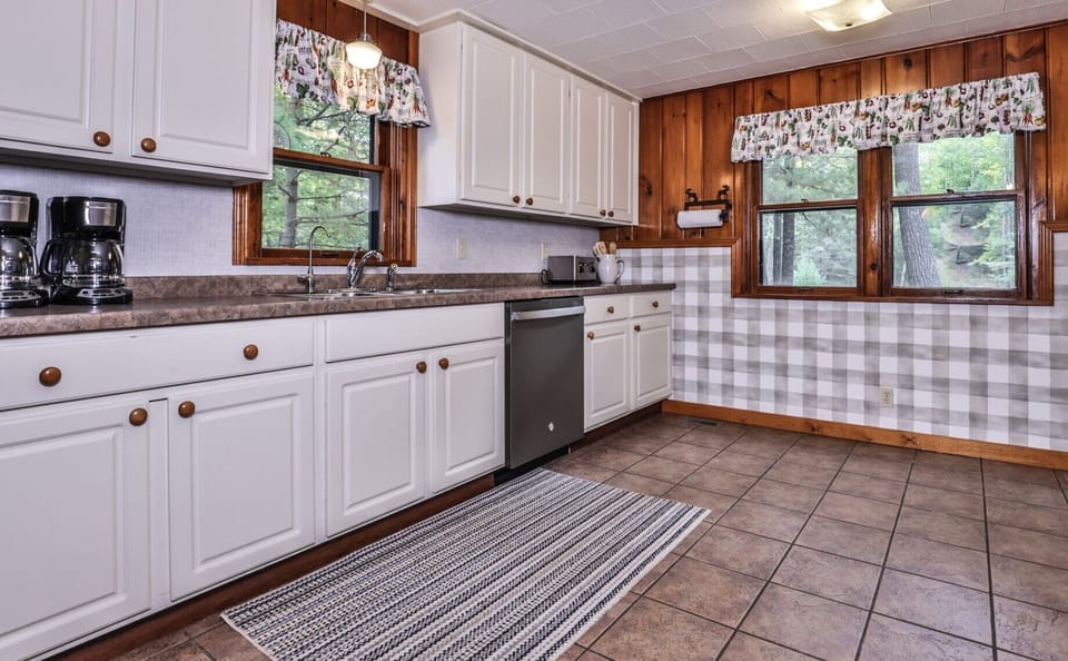 plenty of countertop space for meal prep