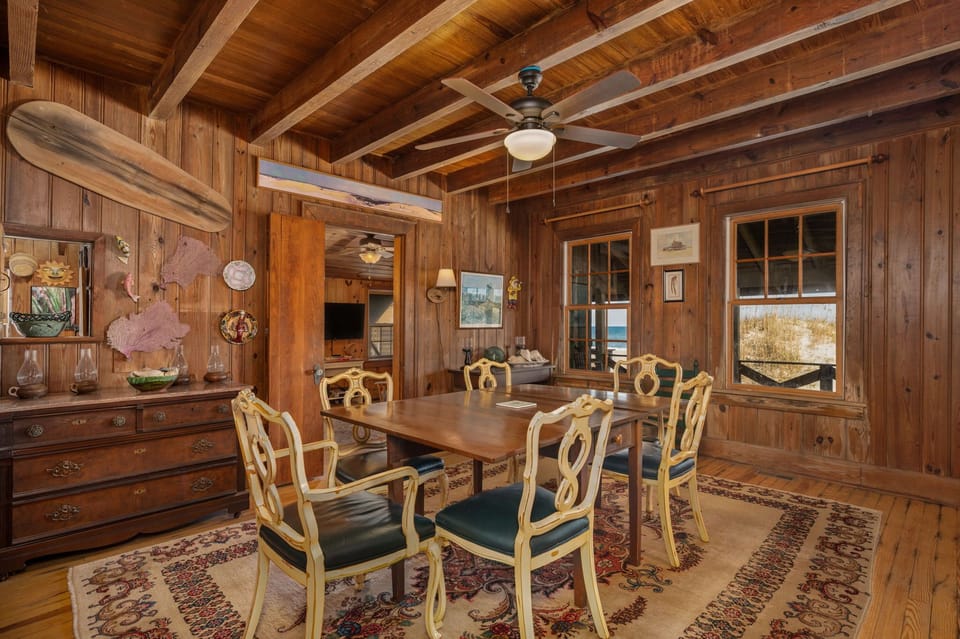 NH324:Fred Wood Cottage | ML Dining Area with seating for 6
