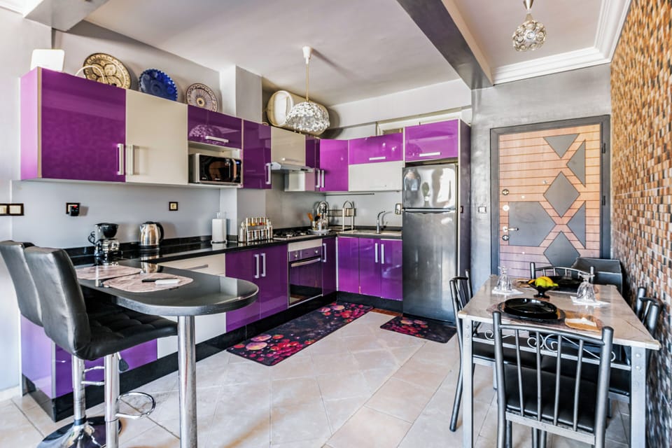 Fully equipped kitchen with all appliances for your convenience.