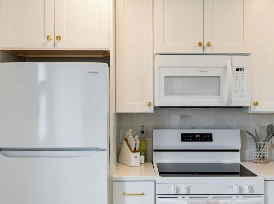 Well-equipped kitchen