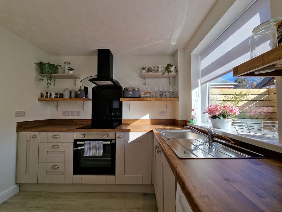 Superior House, Private Bathroom | Shared kitchen