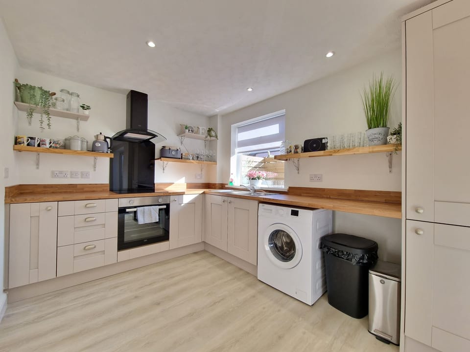 Superior House, Private Bathroom | Shared kitchen