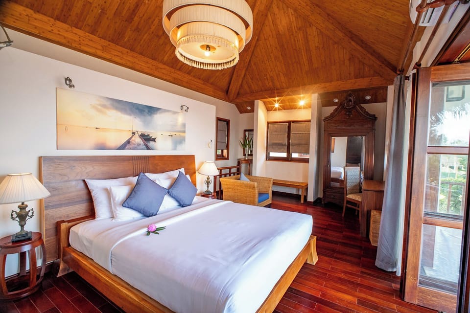 Beach Front Private Pool Villa | Premium bedding, minibar, in-room safe, desk