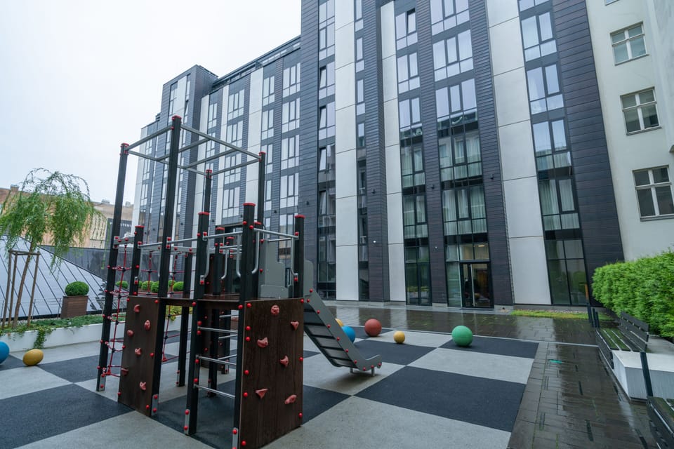 Children's play area - outdoor