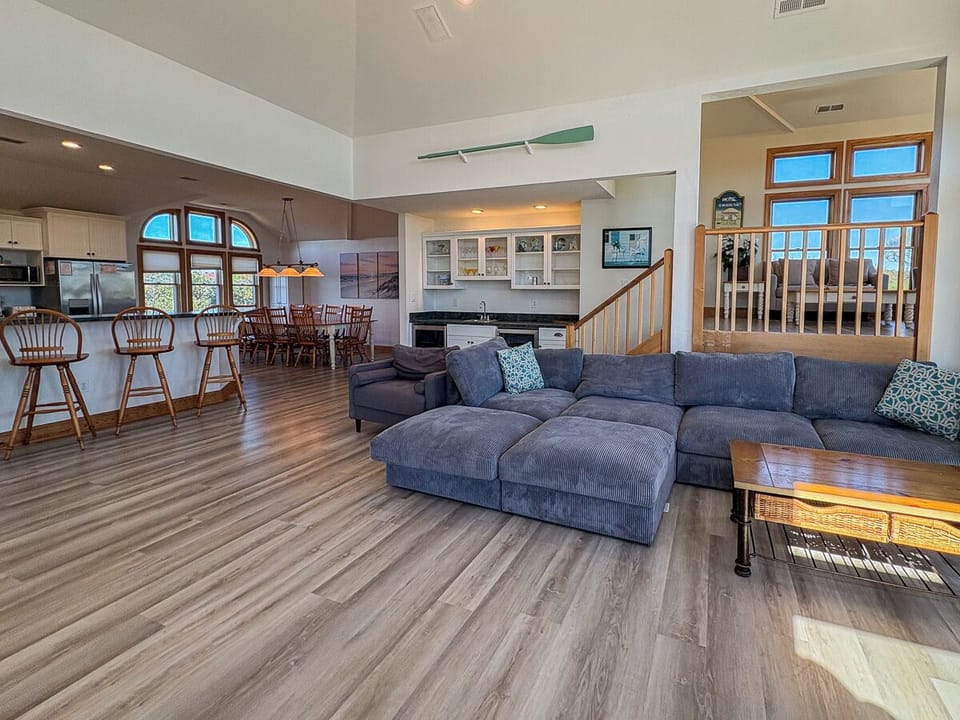 Living Room 2025