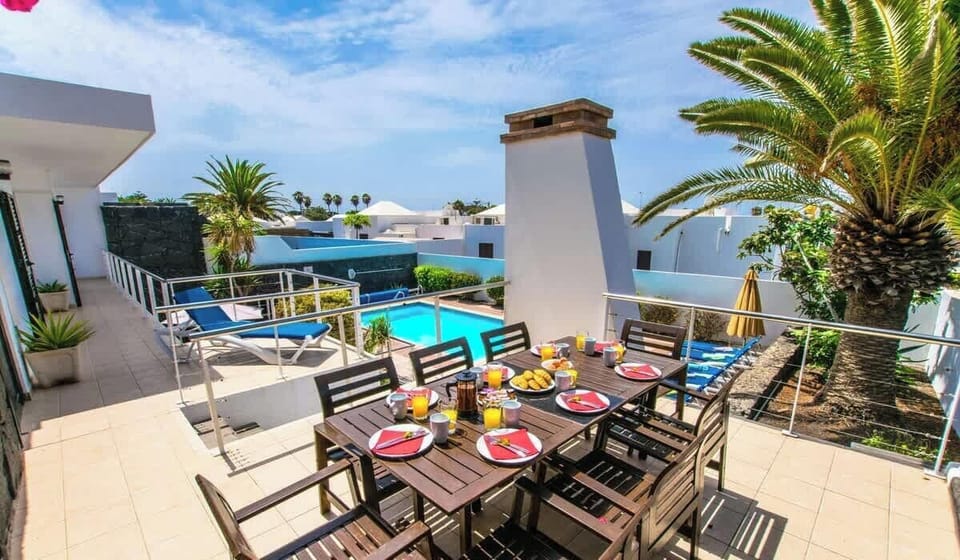 223 - Villa Ventura - Al Fresco Dining 