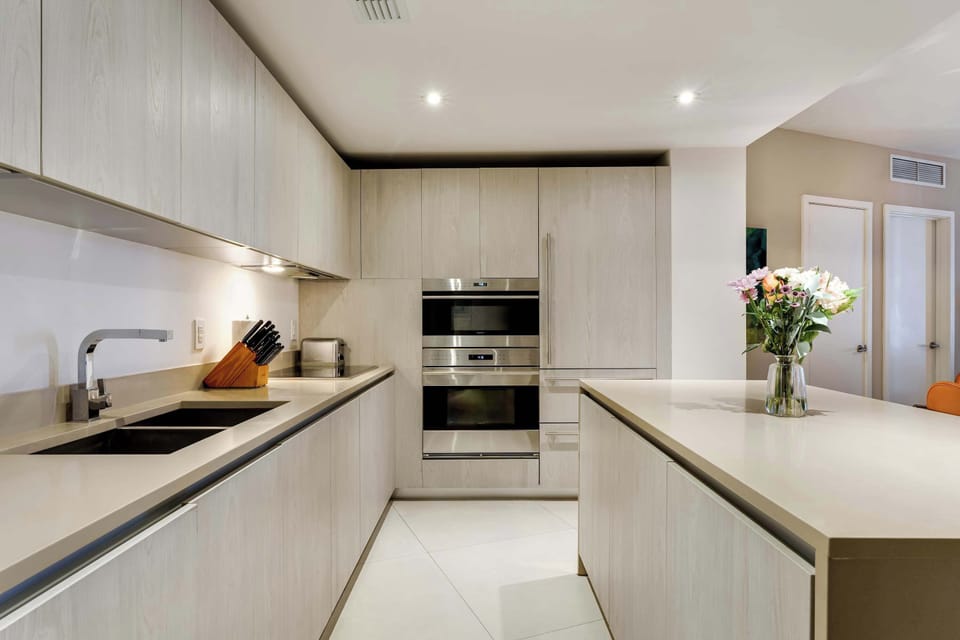 Bright and functional Kitchen, fully equipped