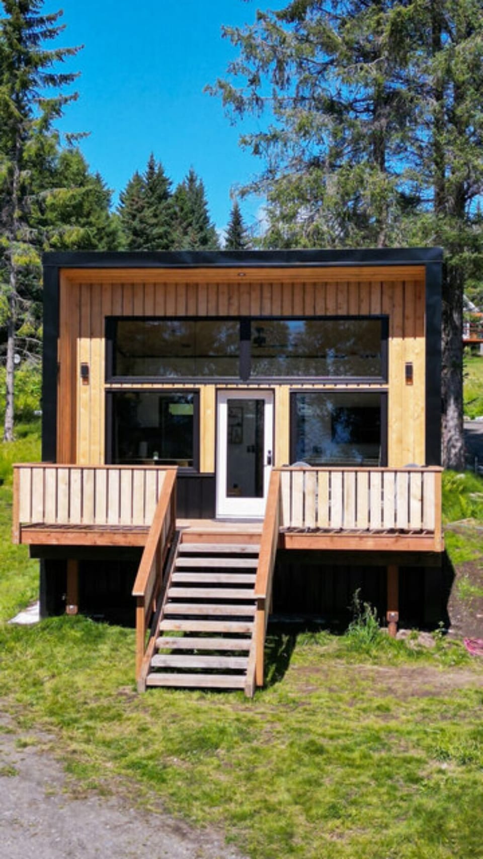 Bluff Cabin in the Summer