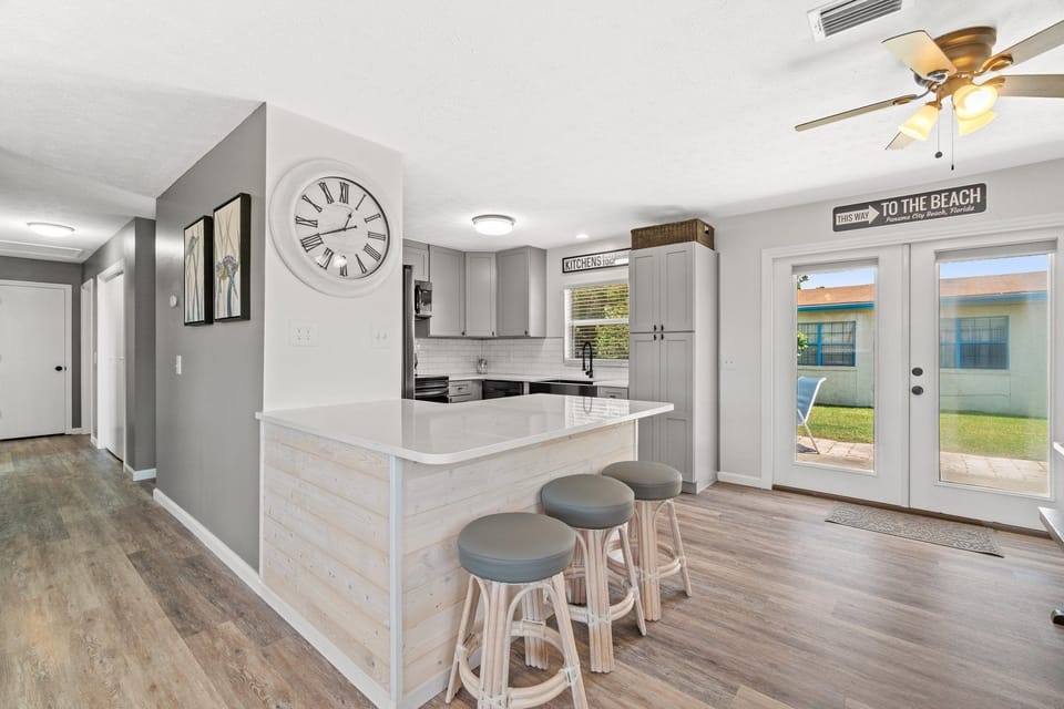 12-web-or-mls-138-chelsea-dr