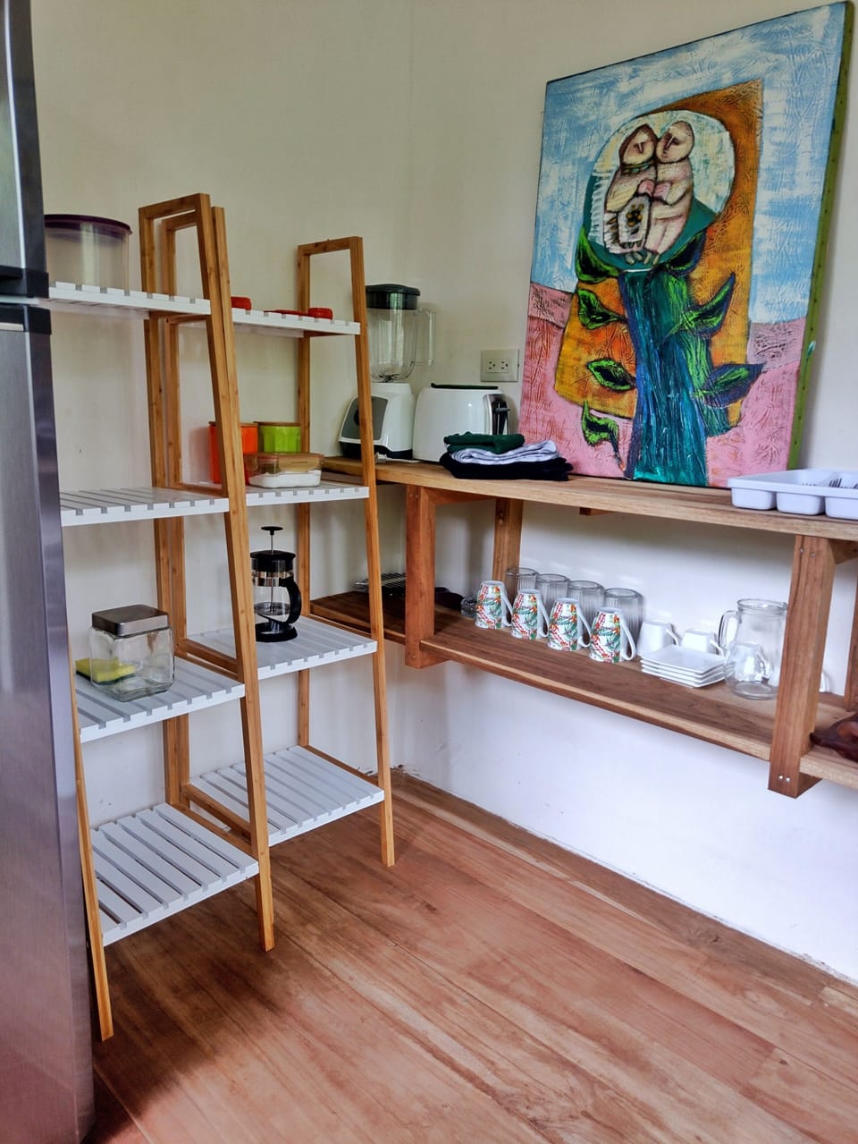 Fully equipped kitchen with all basics