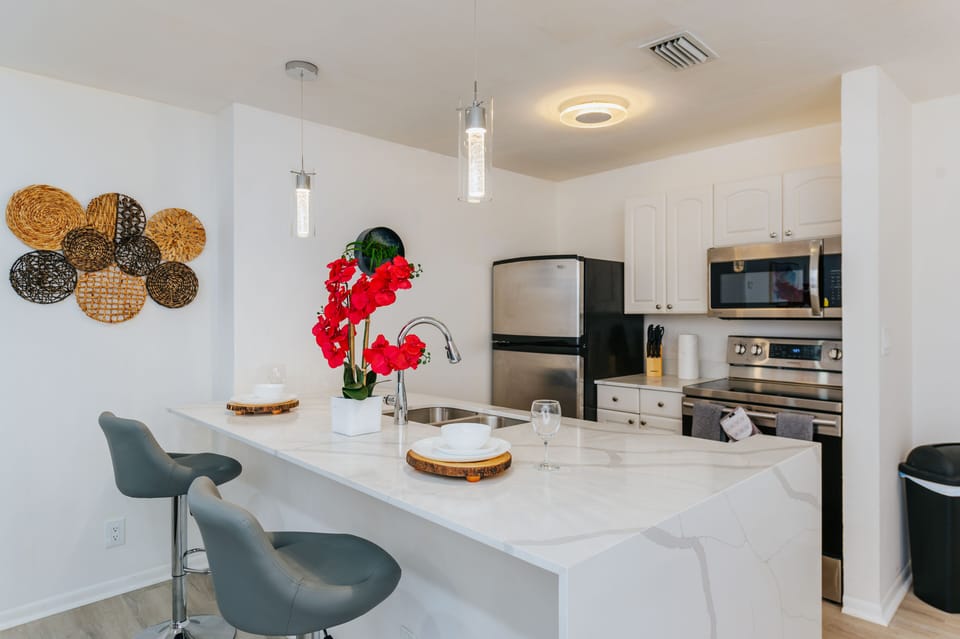 Kitchen Island 