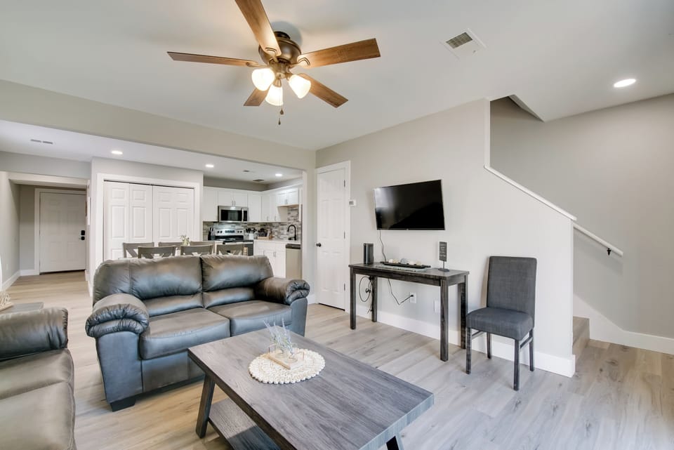 Living Room | Free WiFi | Central Heating & A/C | Full Sleeper Sofa