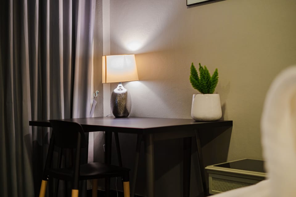 Family Room | In-room safe, individually decorated, desk, laptop workspace