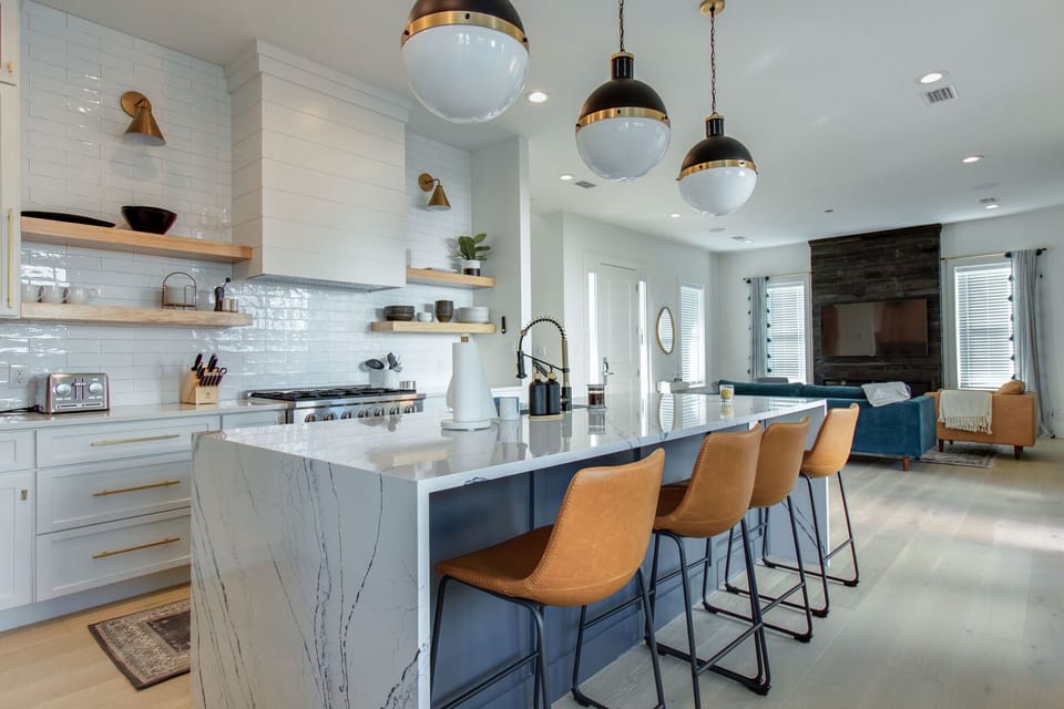 Stunning kitchen-oversize pendant lights, bar seating