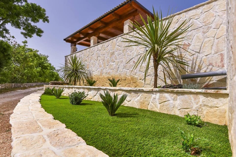 Villa | Property grounds