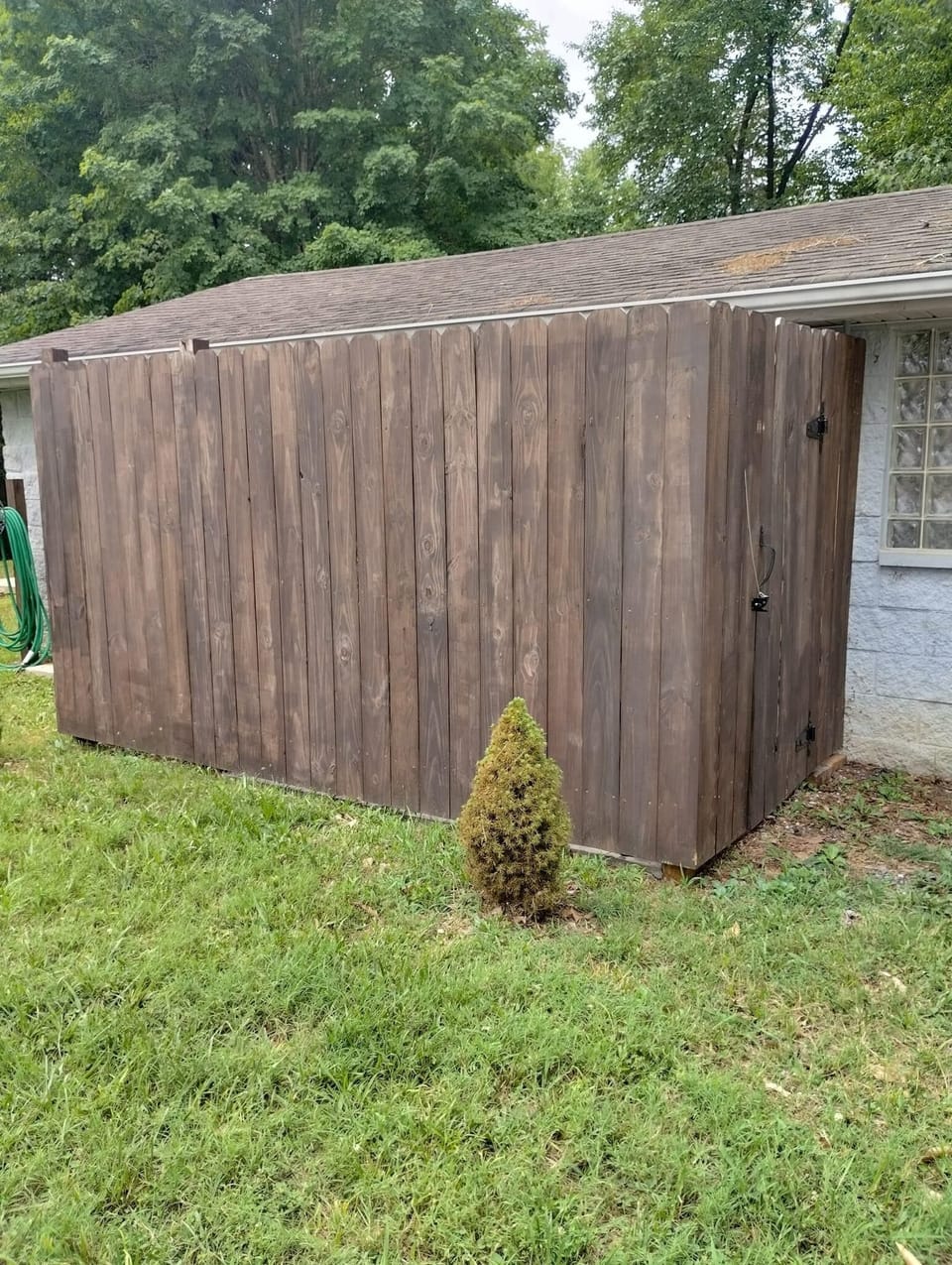 Outdoor shower!