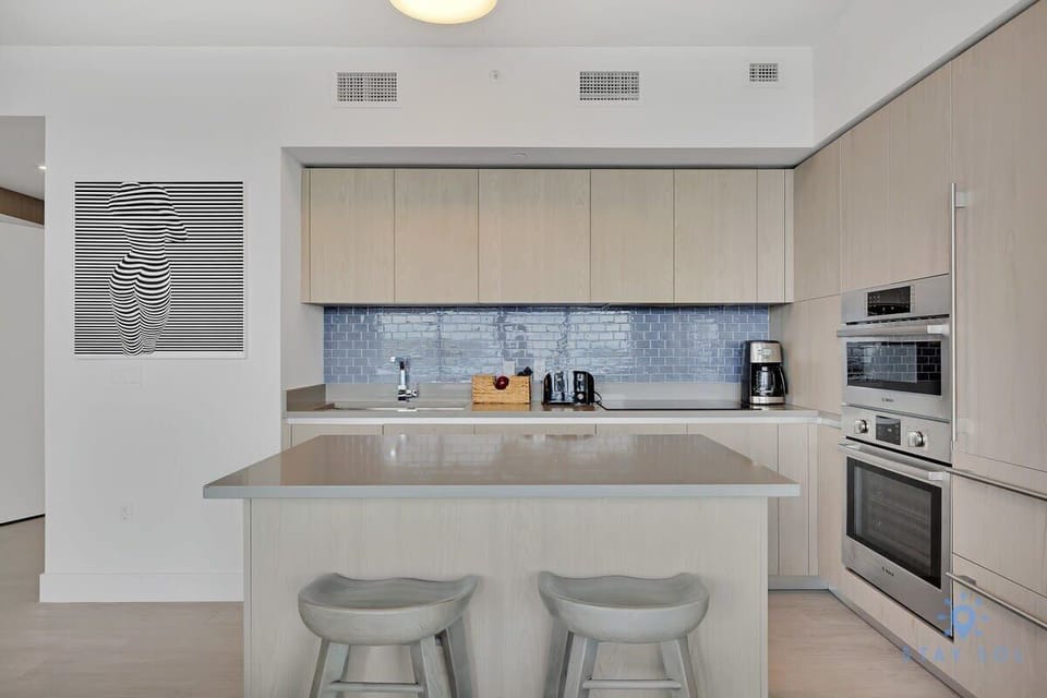Fully-equipment kitchen