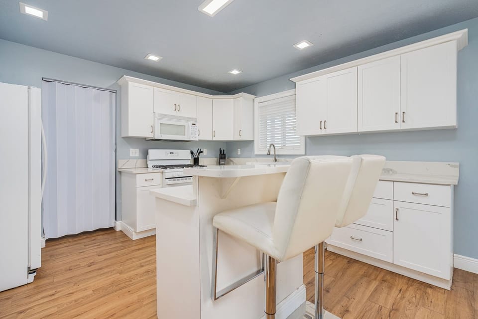 Fully stocked kitchen