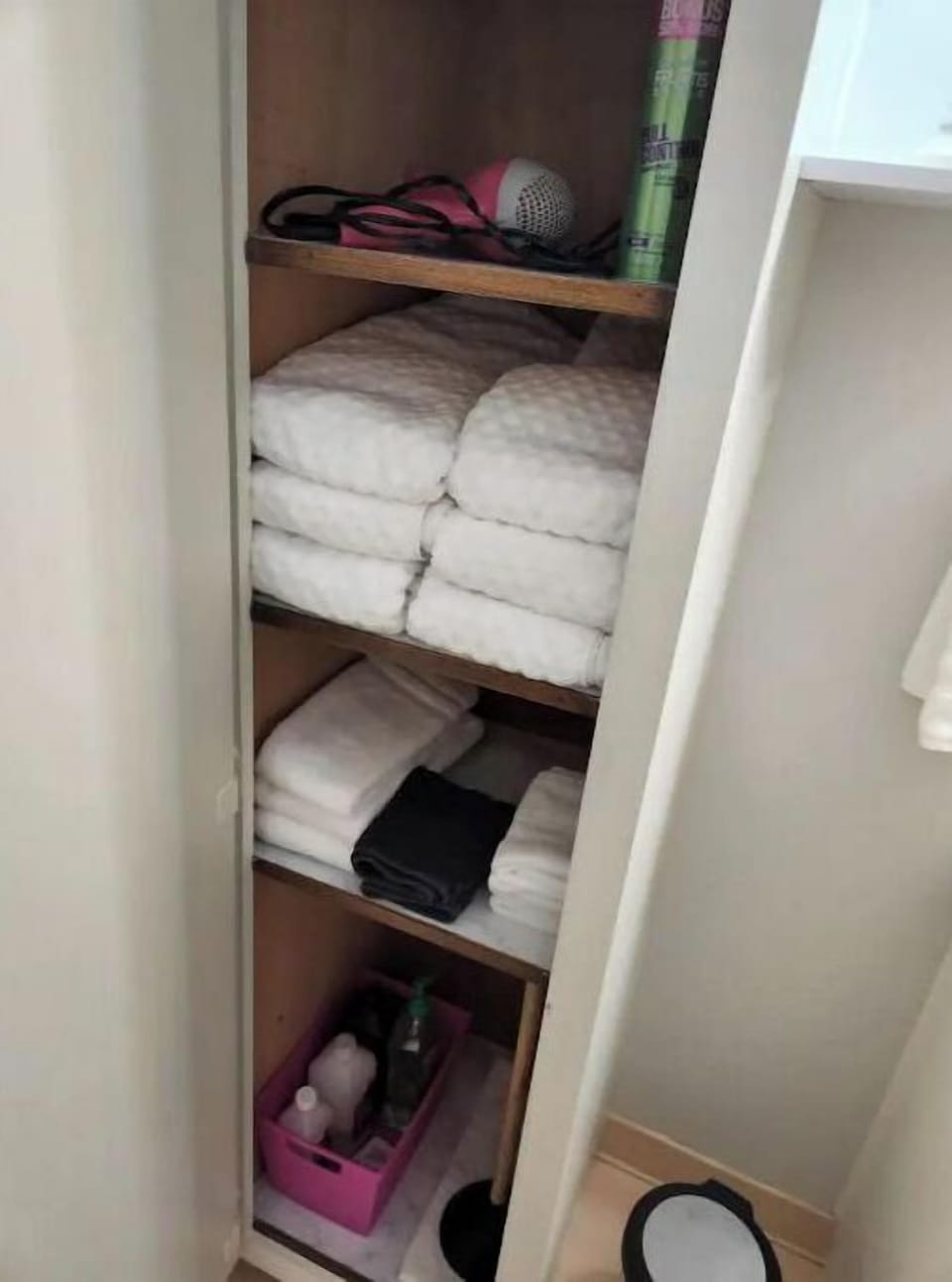 plenty of clean towels. We gladly exchange if you need more.