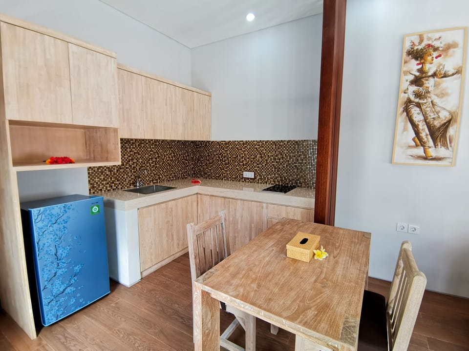 Royal Villa with Private Pool | Minibar, in-room safe, rollaway beds, free WiFi