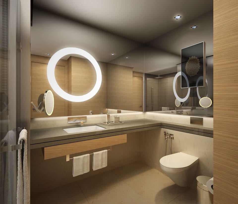 Royal Suite, 1 King Bed | Bathroom | Combined shower/tub, free toiletries, hair dryer, towels