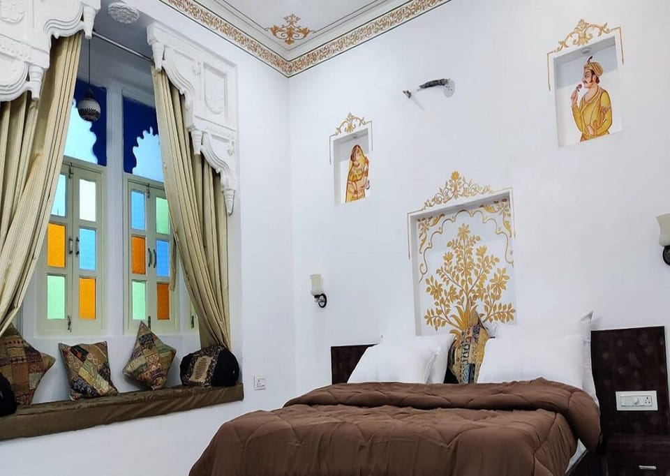 Traditional Room | Free WiFi
